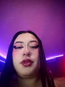 Ravendark  online show from April 2026 08:50:01 PM