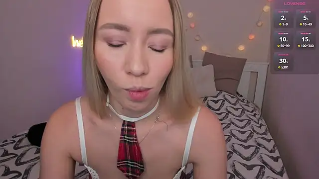 DanaCandy online show from March 2025 10:26:01 PM