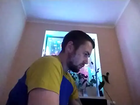 Vladyslav30 online show from April 2026 12:50:01 AM