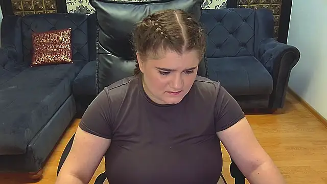 LissaBigTitts online show from November 2025 02:21:02 PM