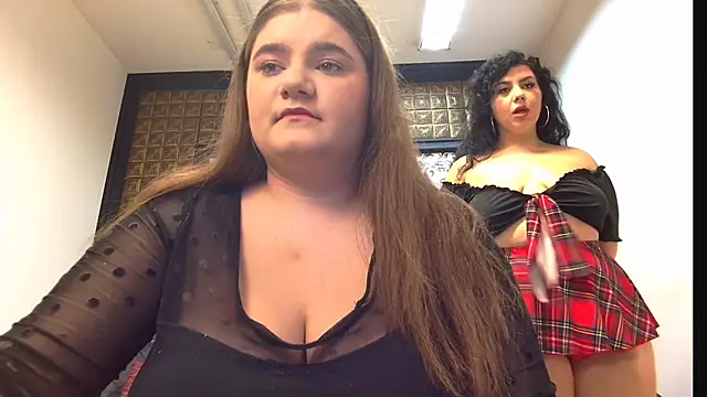 LissaBigTitts online show from October 2025 03:12:01 PM