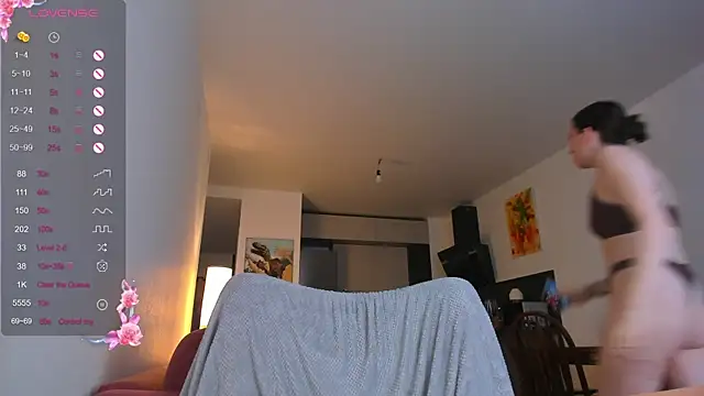 MilkyDana online show from October 2025 10:03:01 AM