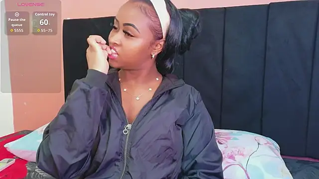 MySugarmoomy online show from April 2026 03:01:01 AM