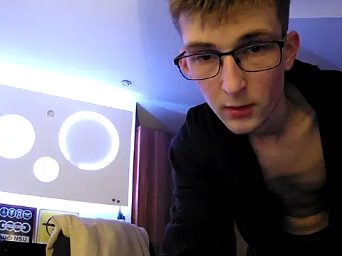 yourhengst online show from October 2025 06:21:01 PM