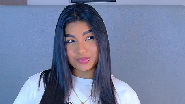 LanaRozz online show from April 2026 07:31:02 PM