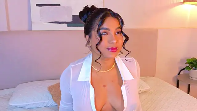 LanaRozz online show from April 2026 07:37:01 PM