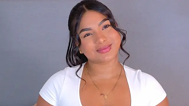 LanaRozz online show from April 2026 07:45:01 PM