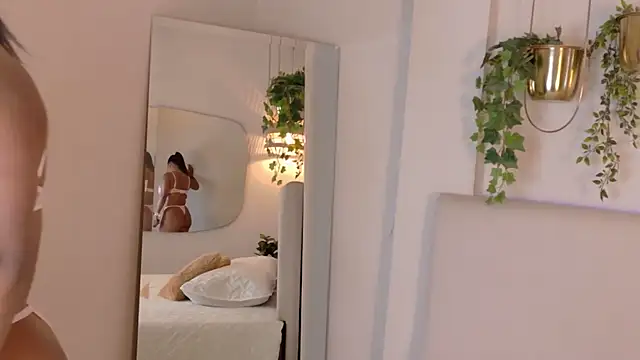 LanaRozz online show from October 2025 07:34:02 PM