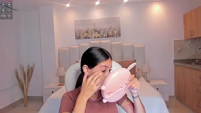 miranda crawfor online show from January 2026 01:03:01 PM