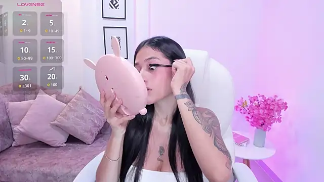 miranda crawfor online show from November 2025 12:20:01 PM