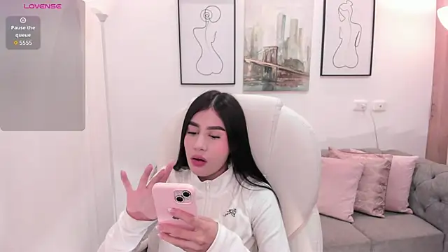 miranda crawfor online show from April 2026 04:03:01 AM