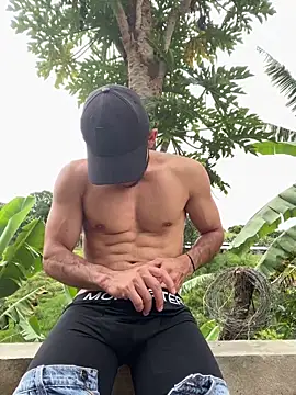 Jacksonfranco online show from June 2026 07:09:02 PM