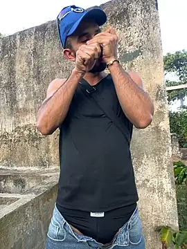 Jacksonfranco online show from October 2025 09:57:02 PM