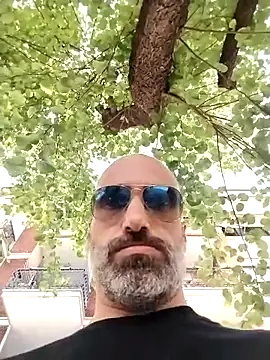 Snapshot of Bohhhhrm chatting on May 2026 02:53:01 PM Bohhhhrm online show from May 2026 02:53:01 PM