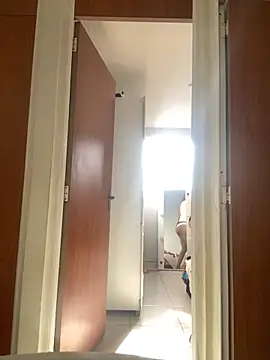 Snapshot of amandaaasilvaa chatting on December 2025 11:53:01 AM amandaaasilvaa online show from December 2025 11:53:01 AM