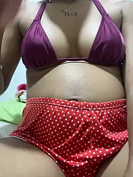 amandaaasilvaa online show from April 2026 05:03:02 PM