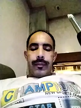 Snapshot of salimbasha chatting on November 2025 06:52:01 PM salimbasha online show from November 2025 06:52:01 PM