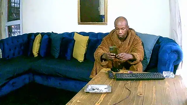 SHORTGUN STALLION online show from November 2025 07:13:01 AM