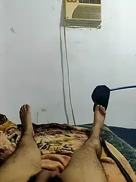 ELI TICANTE online show from November 2025 05:33:02 AM