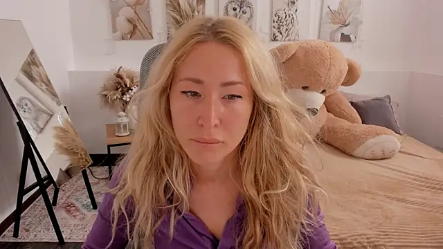 AstraMonroe online show from March 2026 07:59:01 AM