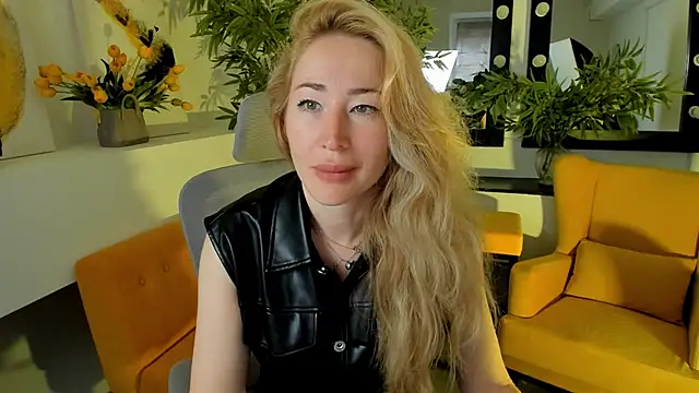 AstraMonroe online show from September 2025 04:51:02 AM