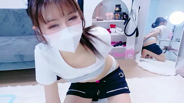 -Nyanko-chan- online show from June 2026 11:21:02 AM