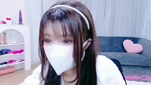 -Nyanko-chan- online show from May 2026 09:02:02 PM