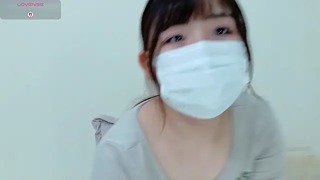 mana-chan online show from September 2025 02:22:02 AM