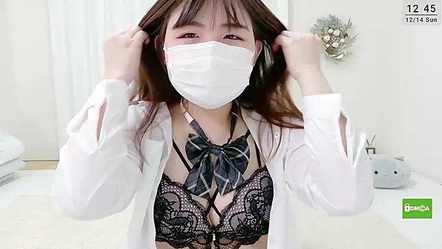 mana-chan online show from December 2025 03:46:02 AM