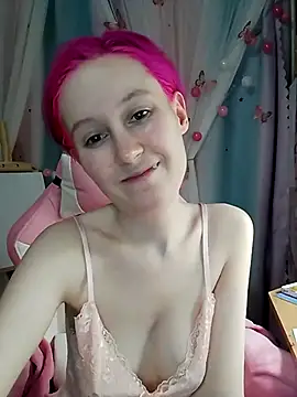 Snapshot of Fuzzy_Unicorn chatting on November 2025 07:08:01 PM Fuzzy Unicorn online show from November 2025 07:08:01 PM