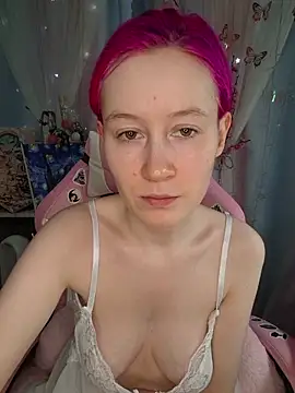 Fuzzy Unicorn online show from May 2026 10:54:01 AM