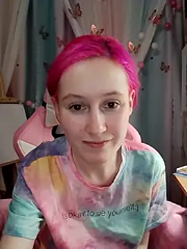 Snapshot of Fuzzy_Unicorn chatting on November 2025 07:47:01 PM Fuzzy Unicorn online show from November 2025 07:47:01 PM