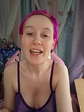 Fuzzy Unicorn online show from March 2026 07:04:01 PM