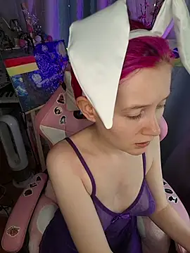 Fuzzy Unicorn online show from June 2026 10:48:01 AM
