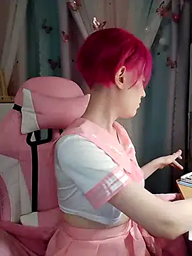 Snapshot of Fuzzy_Unicorn chatting on November 2025 07:29:01 PM Fuzzy Unicorn online show from November 2025 07:29:01 PM