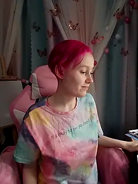 Snapshot of Fuzzy_Unicorn chatting on November 2025 07:39:01 PM Fuzzy Unicorn online show from November 2025 07:39:01 PM