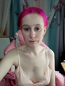 Snapshot of Fuzzy_Unicorn chatting on November 2025 07:17:01 PM Fuzzy Unicorn online show from November 2025 07:17:01 PM