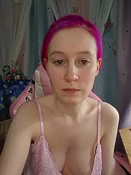 Fuzzy Unicorn online show from March 2026 07:03:02 PM