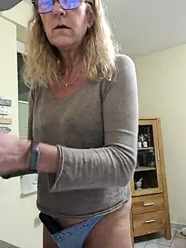 HotWifeLyn68 online show from March 2026 08:46:02 PM