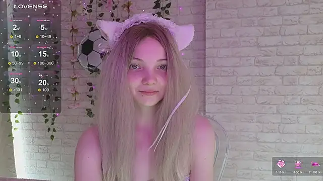 Snapshot of AnimeAlica18 chatting on July 2026 03:26:01 AM AnimeAlica18 online show from July 2026 03:26:01 AM