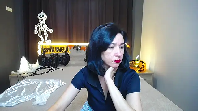 Snapshot of CameronEnns chatting on October 2025 06:37:01 AM CameronEnns online show from October 2025 06:37:01 AM