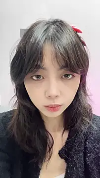 xuannv0000 online show from December 2025 03:13:02 PM