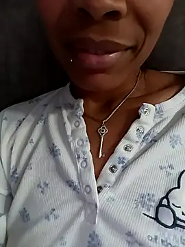 Flacidas online show from November 2025 09:40:02 PM