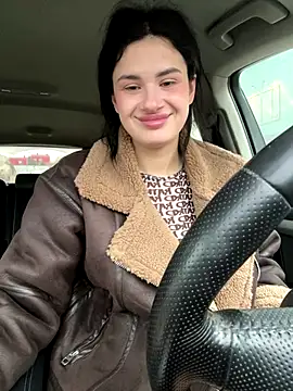 MiraReach online show from October 2025 02:01:02 AM