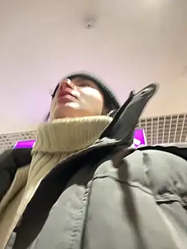 MiraReach online show from November 2025 03:32:01 AM