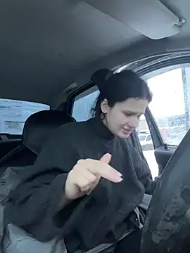 MiraReach online show from November 2025 02:33:01 AM