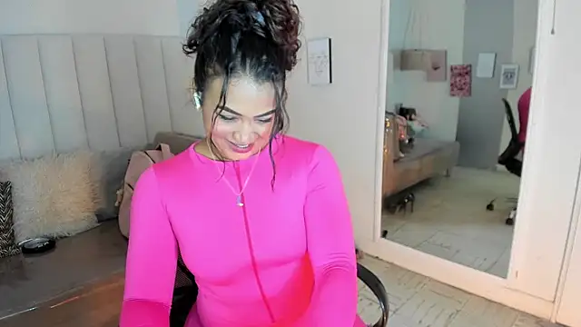 veronica b07 online show from May 2026 04:11:01 PM
