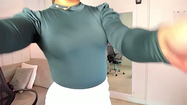 veronica b07 online show from March 2026 01:48:01 PM