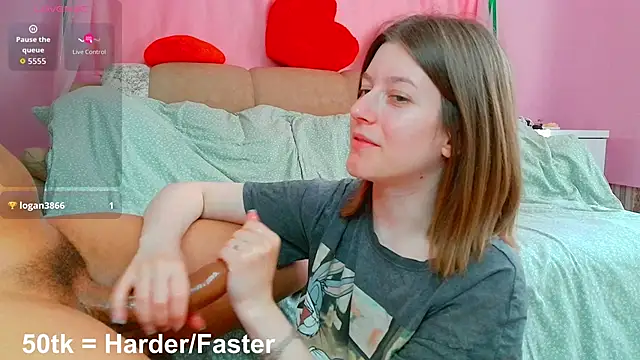 Marinaxmonroe online show from May 2026 01:36:01 PM