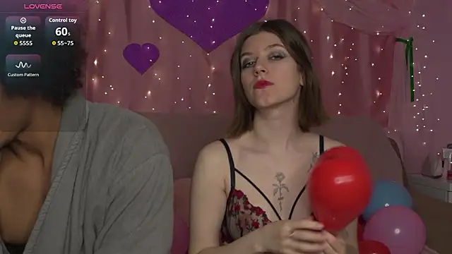 Snapshot of Marinaxmonroe chatting on February 2026 02:17:02 PM Marinaxmonroe online show from February 2026 02:17:02 PM